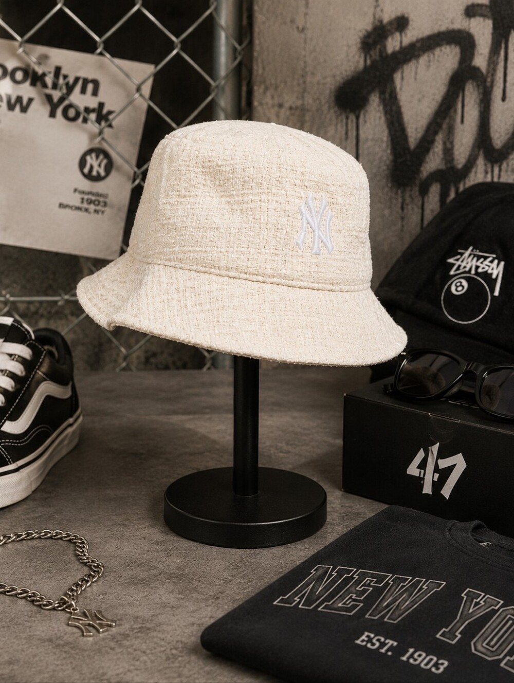 47 New York Yankees Textured Bucket Hat – OSFA – New With Tags Unisex